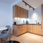 Dasus Luxury * Tále