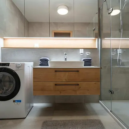 Dasus Luxury Tále