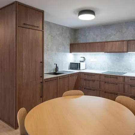 Dasus Luxury Tále