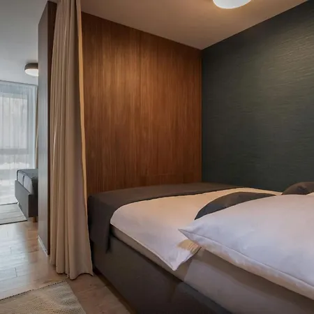 Dasus Luxury * Tále