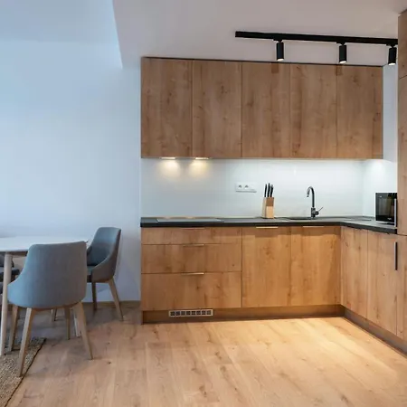 Dasus Luxury * Tále